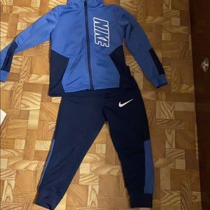 Nike jogger suit